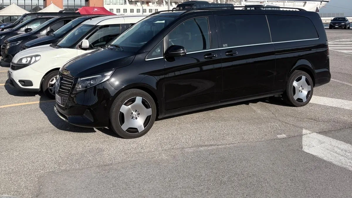 Mercedes Classe V al porto crociere