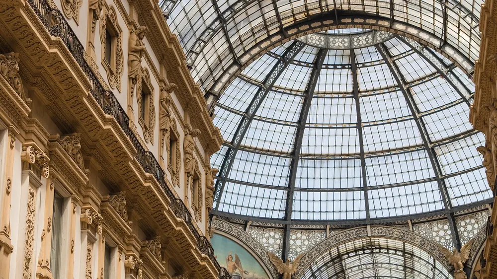 La cupola in vetro della Galleria Vittorio Emanuele II, Milano
